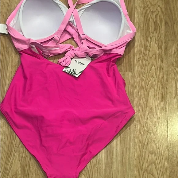 NWT Vibrant Pink One-Piece Swimsuit Size Large - Picture 8 of 15
